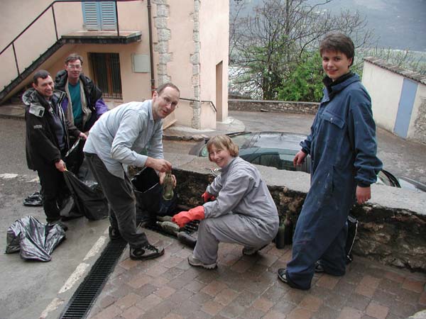 Easter04-20
