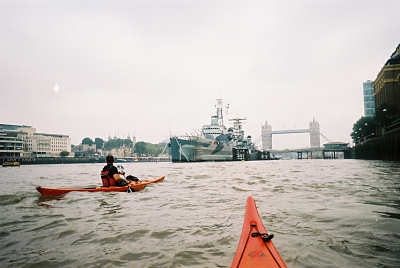 Thames marathon picture